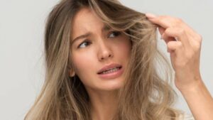 capelli danneggiati