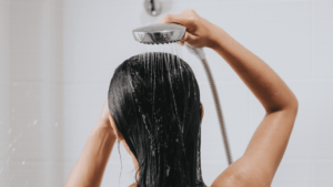 Shampoo per acqua dura: come combattere il calcare